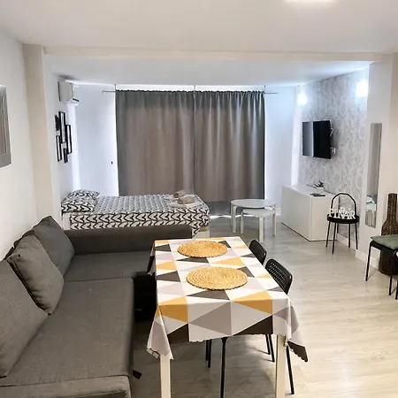 El Pinar Con Jardin Privado Appartement