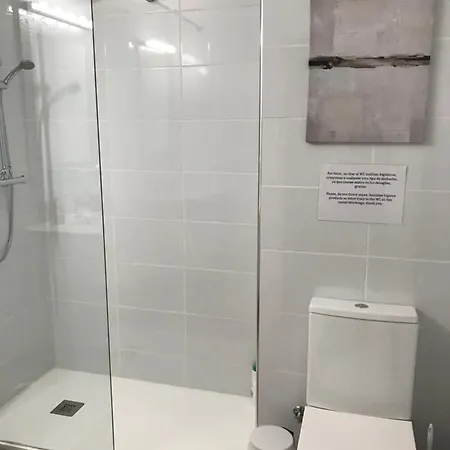 Estudio Moderno Con Jardin Privado *